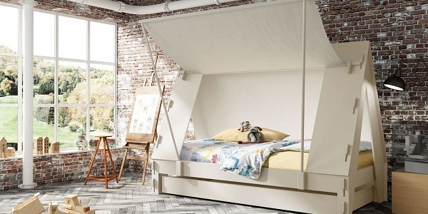Bed tent by MATHY BY BOLS